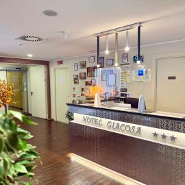 Hotel Giacosa, hotel en Milán