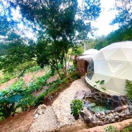 Nomad Dome at Salto Jimenoa Waterfall，哈拉瓦科阿的飯店