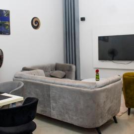 Résidence ILEWA proche mer avec grande Terrasse Fidjrosse Cotonou, hotel v mestu Cotonou