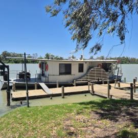Paddle Wheeler Lilian, hotel in Mannum