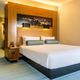 Aloft by Marriott Panama, хотел в Панама Сити