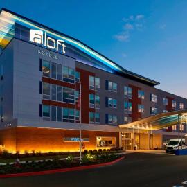 Aloft by Marriott Cleveland Airport