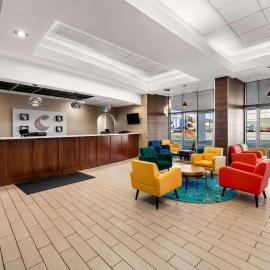 Comfort Inn & Suites Omaha Central, hotel Omahában