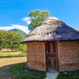 Kulenga Village, hotell i Monkey Bay