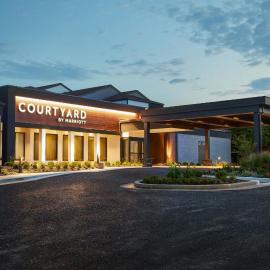 Courtyard St. Louis Westport Plaza