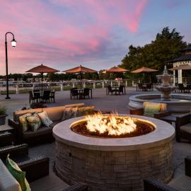 Courtyard by Marriott Portland North, hotel in Portland