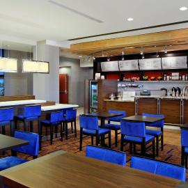 Courtyard by Marriott Victoria, hotel di Victoria