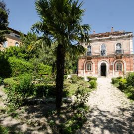 Hotel Iris, hotel em Perugia