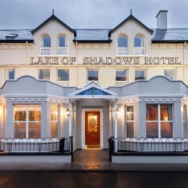 Lake of Shadows Hotel, ξενοδοχείο σε Buncrana