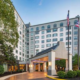 Sheraton Suites Columbus Worthington, hotel em Columbus