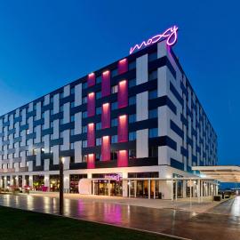 MOXY Vienna Airport, готель у Швехаті