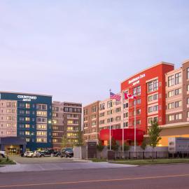 Residence Inn by Marriott Calgary South, hotel di Calgary