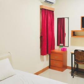RedDoorz Near Tj Uban Bintan Utara