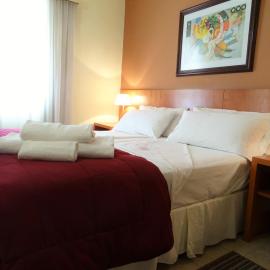 Hotel UTHGRA de las Luces, hotel a Buenos Aires