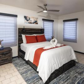 Deany's Uptop Luxury Suite, ξενοδοχείο στο Δε Βάλεϊ