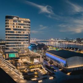 Hotel Indigo Ningbo Riverside by IHG: Ningbo şehrinde bir otel