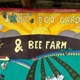 Jolits EcoGarden Hostel, Hotel in Batuan
