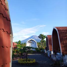 Indah Damai Cottages, hotel a Sidomukti