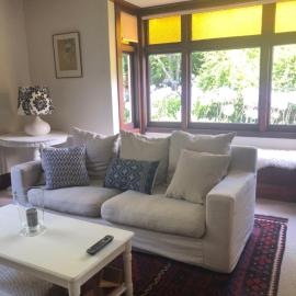 Luxury 4 bedroom Bungalow, hotel u gradu Havelock North
