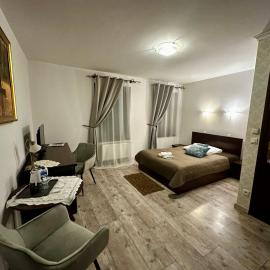Dworek Złoty Róg Hotel i Restauracja – hotel w Krakowie