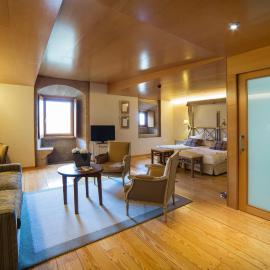 Parador de Santo Estevo, hotel en Santo Estevo de Rivas de Sil