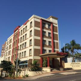 Grange Gardens Hotel، فندق في ديربان
