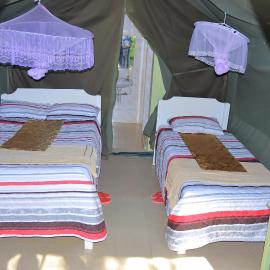 Rhino Tourist Camp, hotel a Ololaimutiek