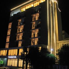 Nahusenay hotel, hotel in Addis Ababa