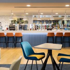 Hampton by Hilton London Gatwick Airport, hotel a Horley