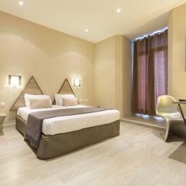 Hôtel Amirauté, hotel Toulonban