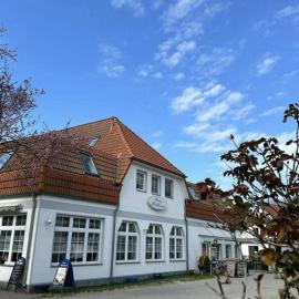 Pension & Restaurant Haus Hiddensee, hotel in Kloster