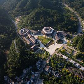 Hilton Garden Inn Jingdezhen Taoyuan Valley, hotell i Jingdezhen