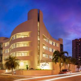 Mai Suites Apart Hotel, hotel u gradu 'Santa Cruz de la Sierra'
