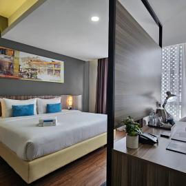 Days Hotel & Suites by Wyndham KL - Chan Sow Lin MRT or LRT, hotel in Kuala Lumpur