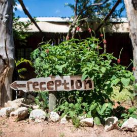 Nxabii Cottages, hotel u gradu Kasane
