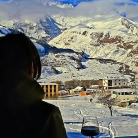 Elia Hut Kazbegi, hotelli kohteessa Kazbegi