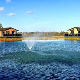 Sure Studio by Best Western Brackenborough Lakes & Resort, khách sạn ở Louth