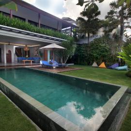Nesara Villa, hotelli kohteessa Canggu