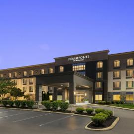 Four Points by Sheraton Columbus-Polaris、Flintのホテル