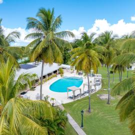 All Seasons Resort, hotel em Saint James