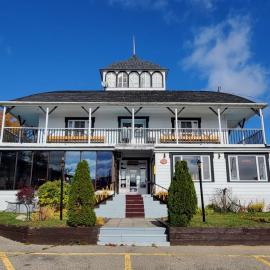 Hotel - Motel Georges, khách sạn ở Tadoussac