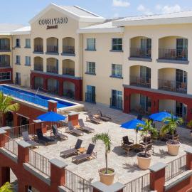 Courtyard by Marriott Bridgetown, Barbados,布里奇敦的飯店