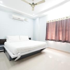 Paradise Home Stay, Near Srinivasam TTD Ticket Counter Opp Bus Stand, готель у місті Тірупаті