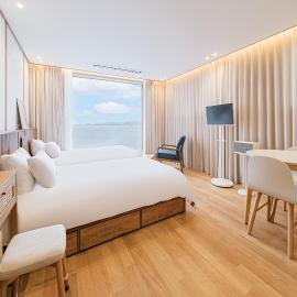 Cony Ocean Suite Hotel, hotel in Jeju