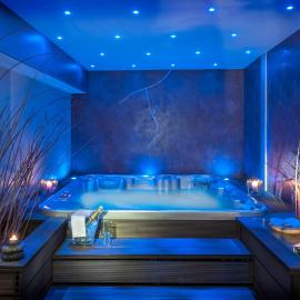 Logis Hotel Restaurant Family & Spa, viešbutis mieste Meresas