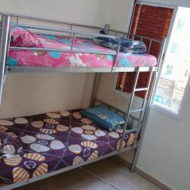 Cozy Vibes Hostel, hotel di Muskat