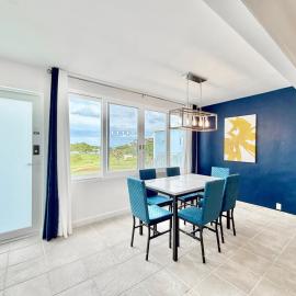 Crystal Cove Sapphire Beach - Spacious Condo, Pool Tennis WiFi, hotel en East End