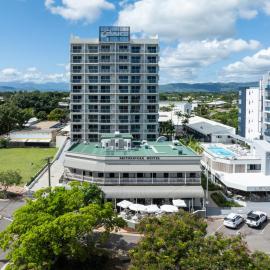 Oaks Townsville Hotel, hotel in Townsville