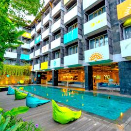 Tijili Hotel Seminyak, hotel di Seminyak