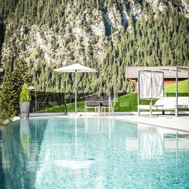 Berghotel Almrausch, hotell i Berwang